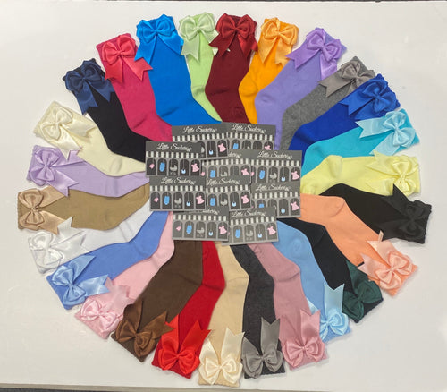 Aqua bow socks