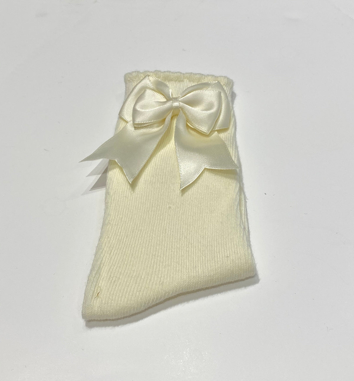 Cream bow sock